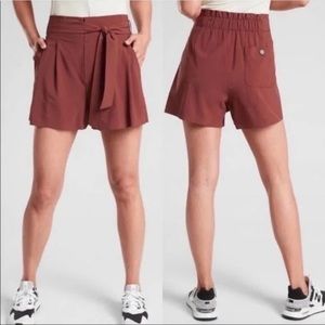 ATHLETA SKYLINE ll SHORT COGNAC BROWN SIZE 16
